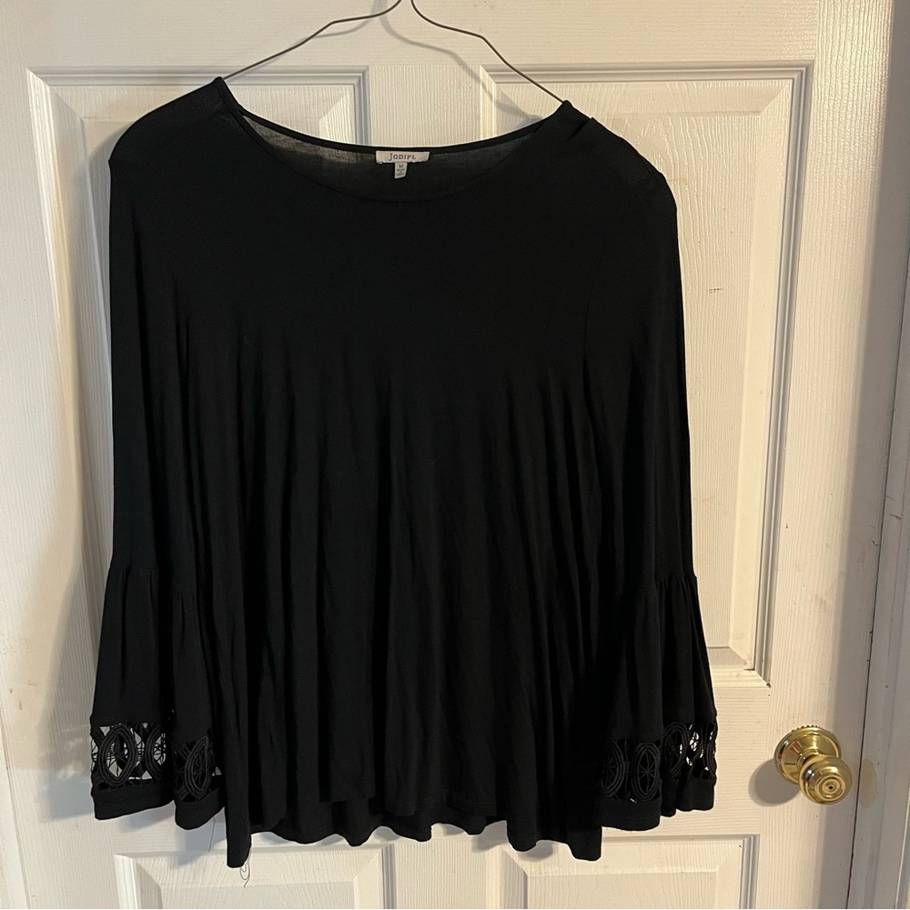 JODIFL Black Blouse with Lace Sleeves